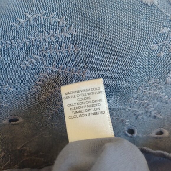CJ Banks Top Blue Cotton Eyelet Lace Popover Womens 1X - Picture 11 of 13